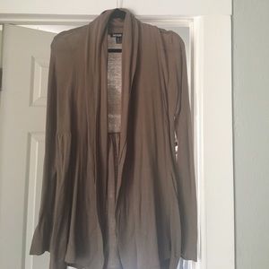 Light sweater, great for fall