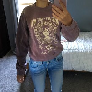 OBEY women’s crewneck 😈