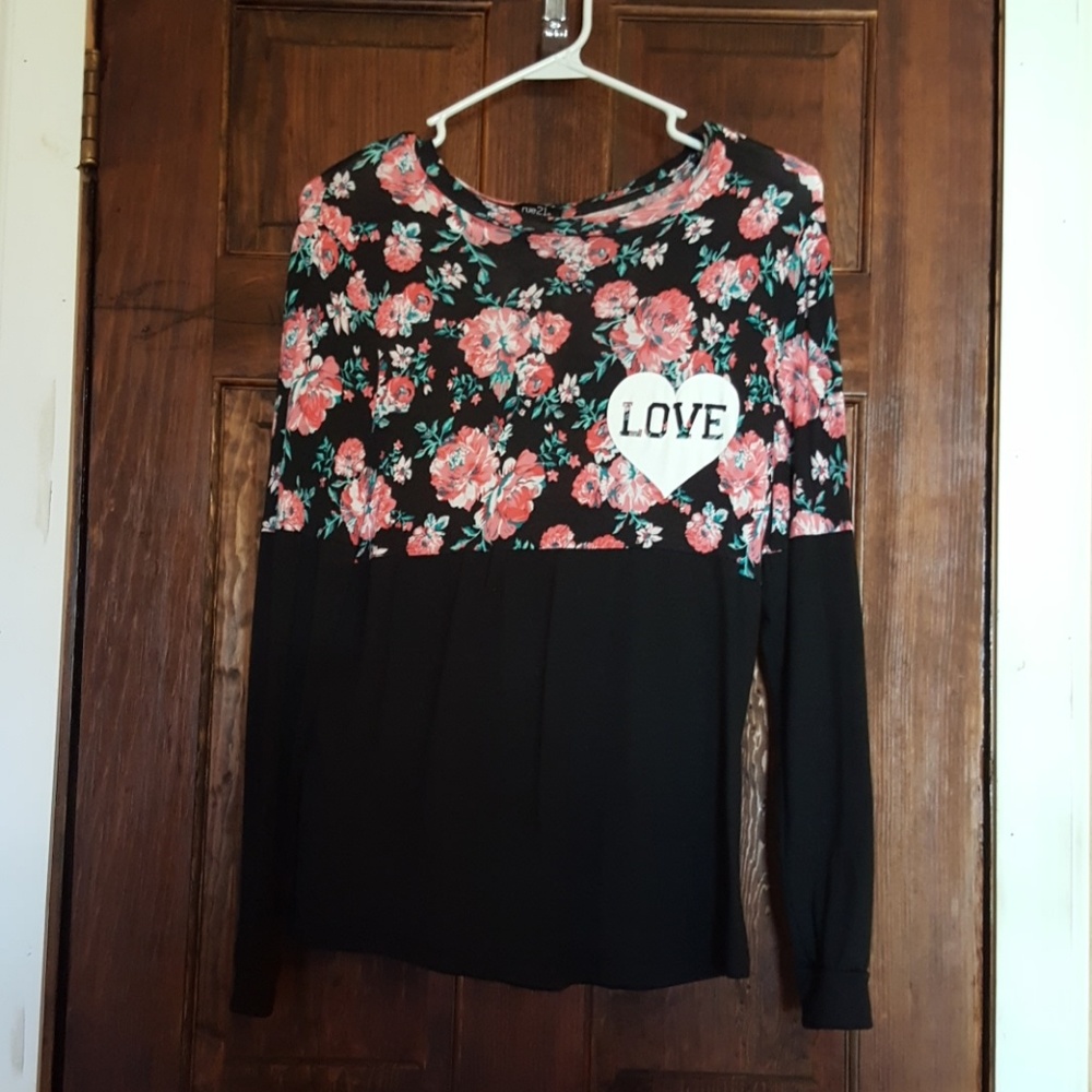 Comfy long sleeve shirt