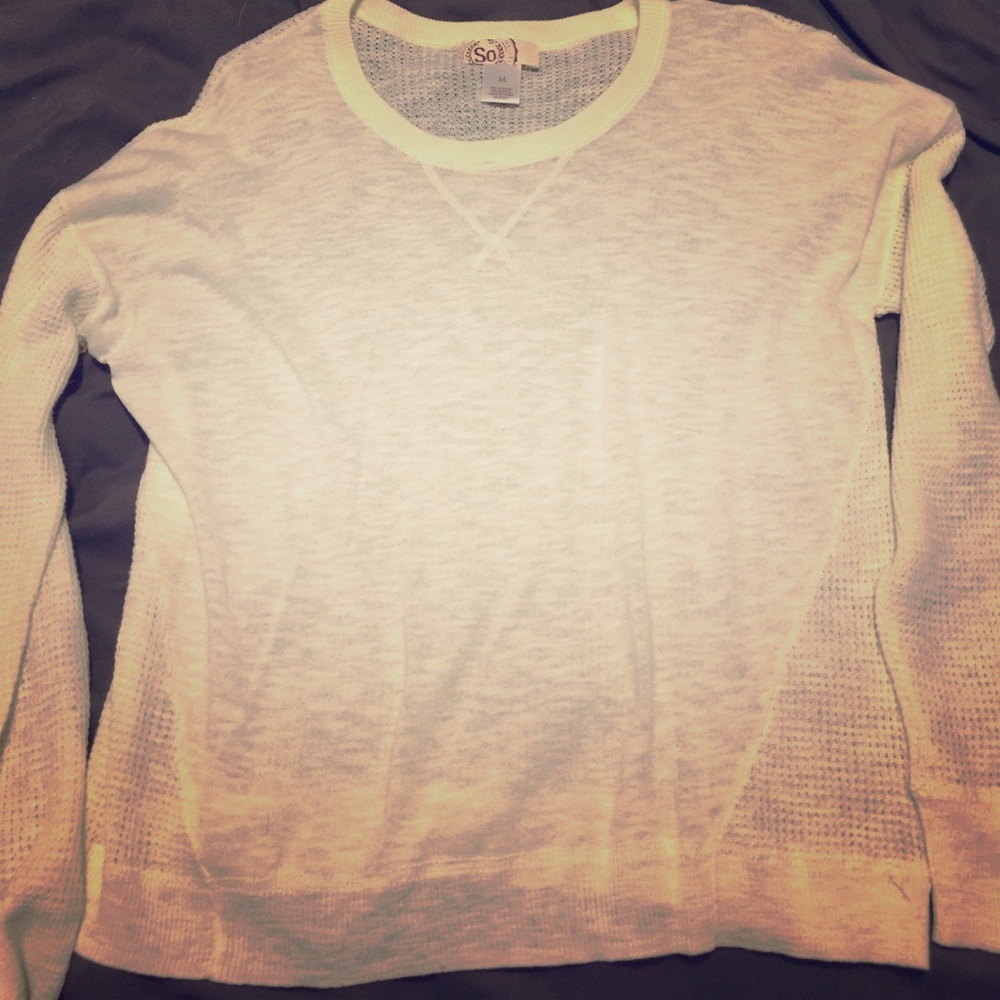 CREAM COLORED KNIT SWEATER