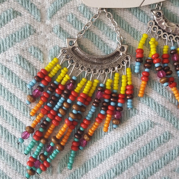 MULTI-COLOR  BEADED  EARRINGS • NWT - Picture 4 of 6