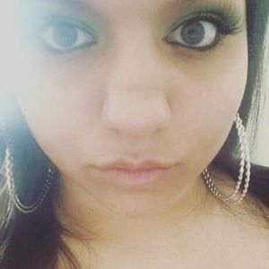 Meet your Posher, Annaline