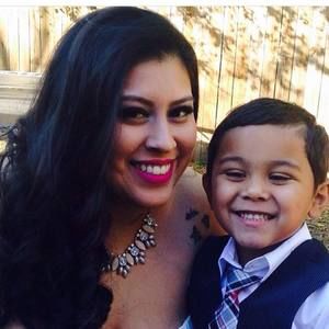 Meet your Posher, April