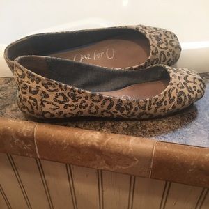 Toms Flats Size 8