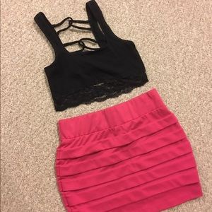 M/L Stretchy Black Lace Backless Croptop