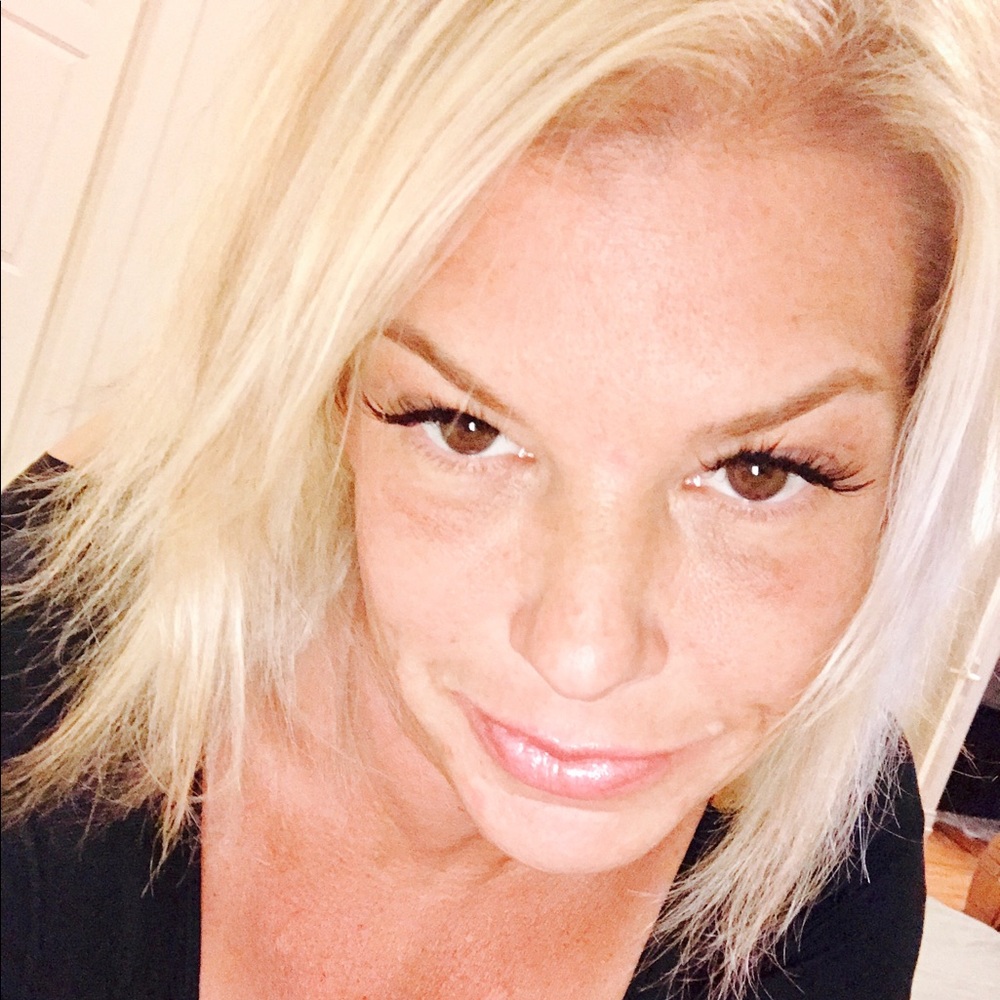 Meet your Posher, Deanna