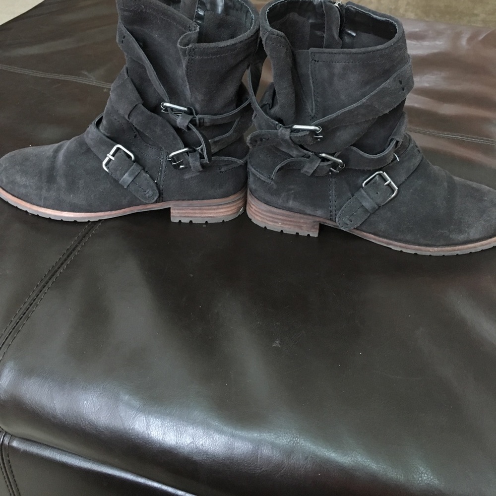 Dolce Via short boots