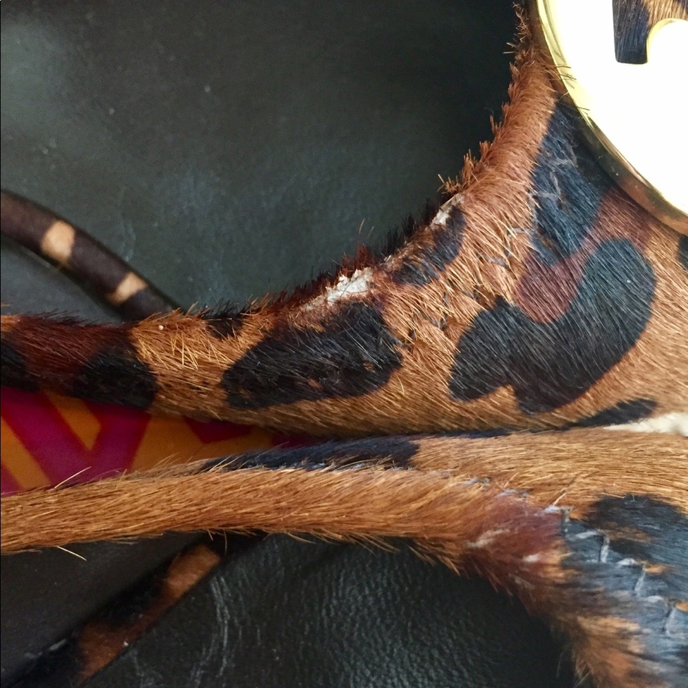 Tory Burch Reva Leopard Haircalf - Picture 3 of 8