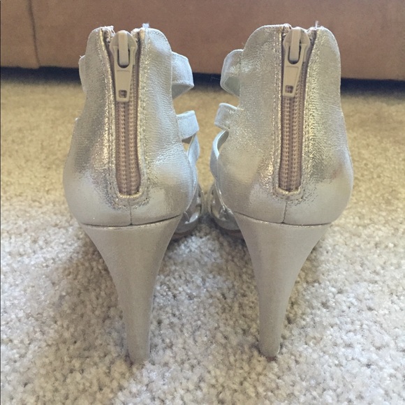 Kelly & Katie high heels! - Picture 3 of 4