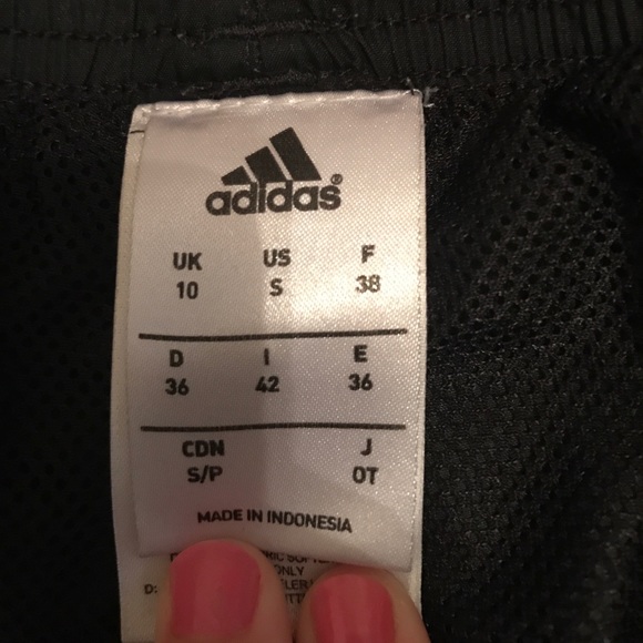 Women’s adidas pants - Picture 4 of 6