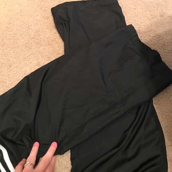 Women’s adidas pants - Picture 6 of 6