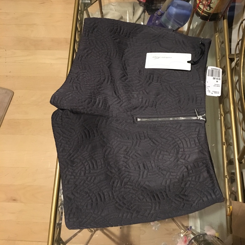 High Rise shorts - Picture 2 of 3