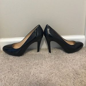 Jessica Simpson pumps