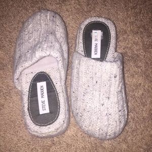 Steve Madden Slip Ons size 5