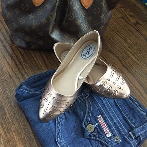 Gold flats. Man made vegan material size 4