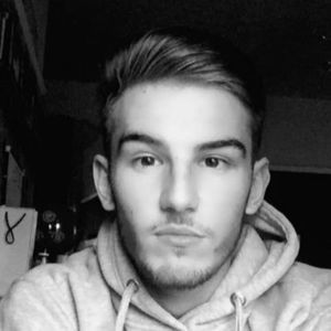 Meet your Posher, Andrew