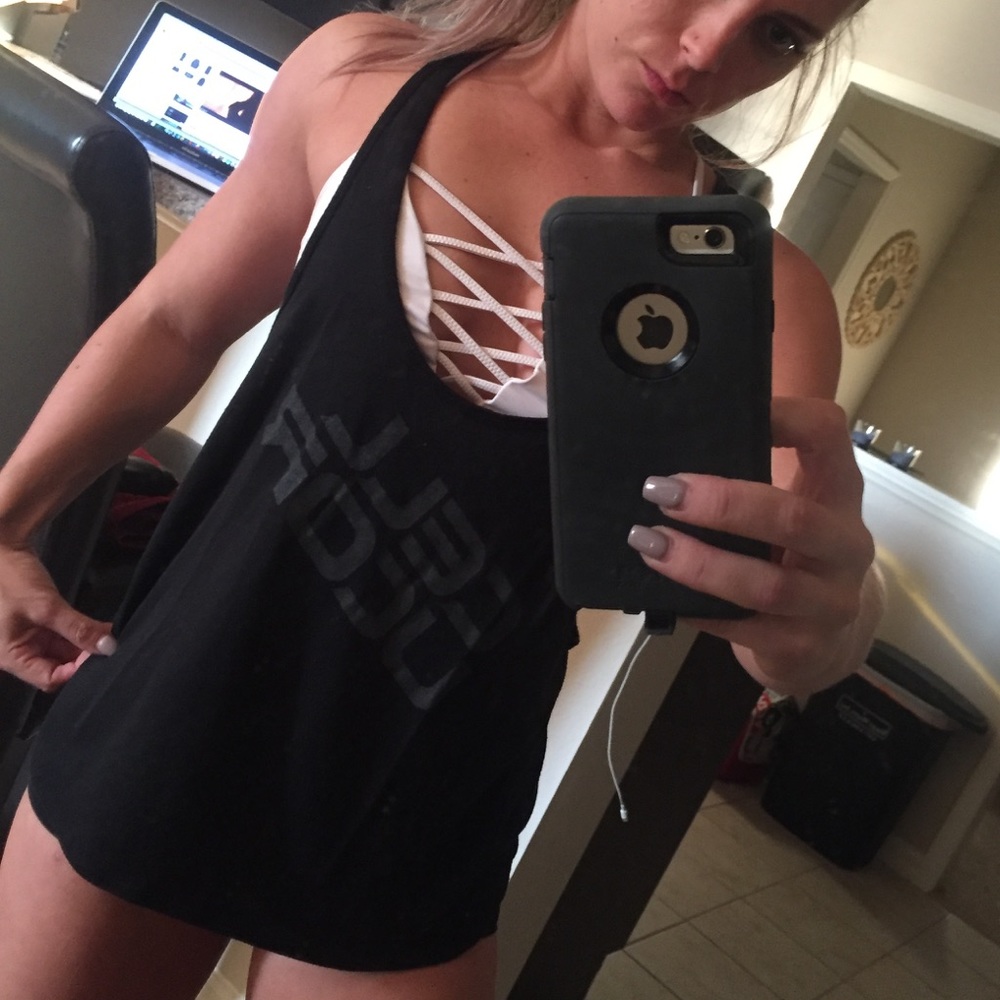 Cellucor muscle tank