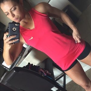 Nike pro tank