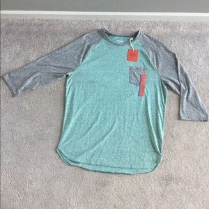 NWT 3/4 sleeve raglan baseball tee
