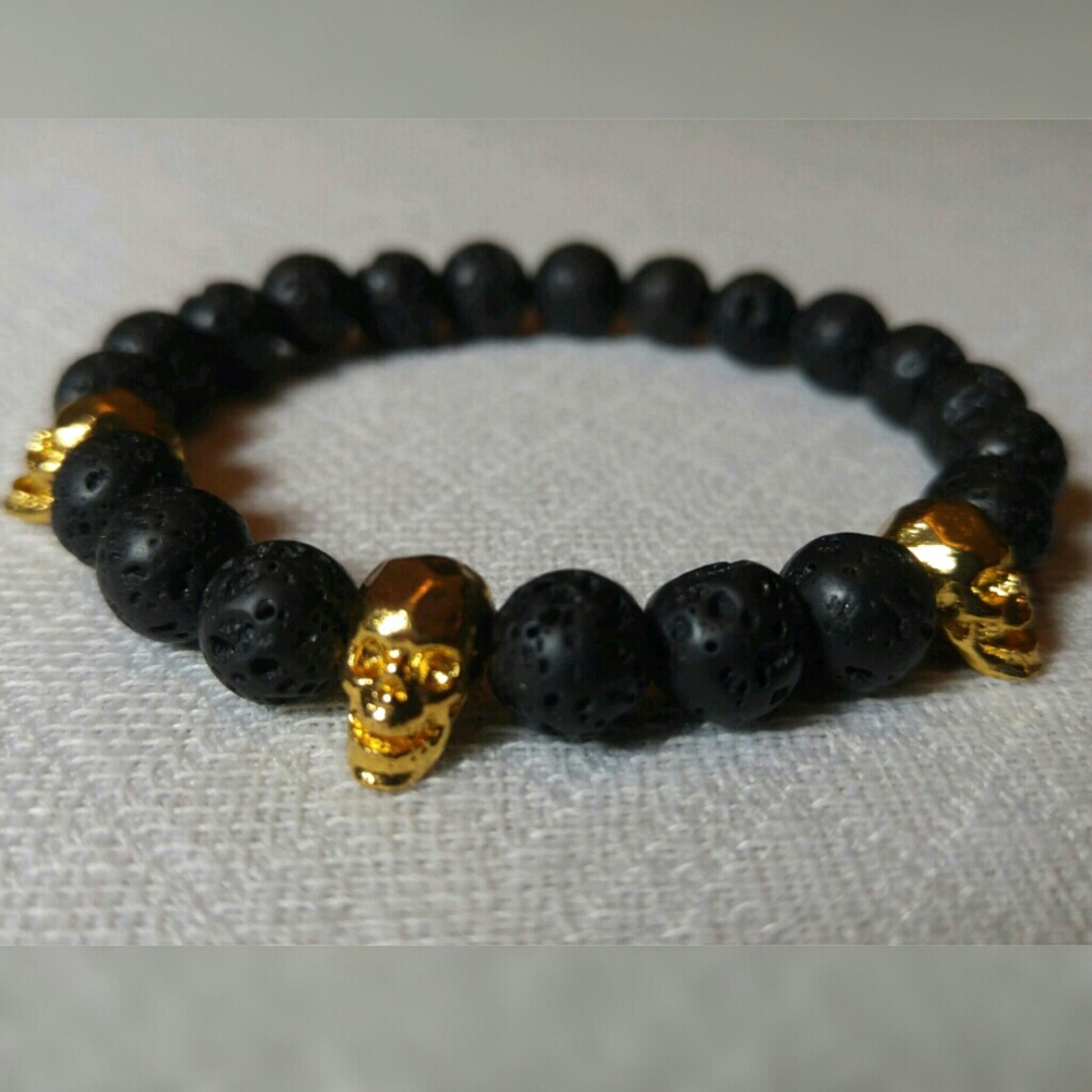 ⭐💀 Skull Lava Bead Stretch Bracelet Gold - Picture 2 of 5