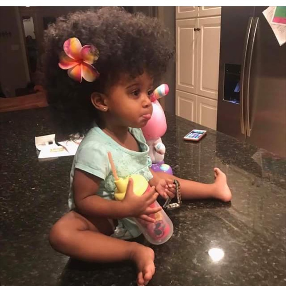 Meet your Posher, Carrie