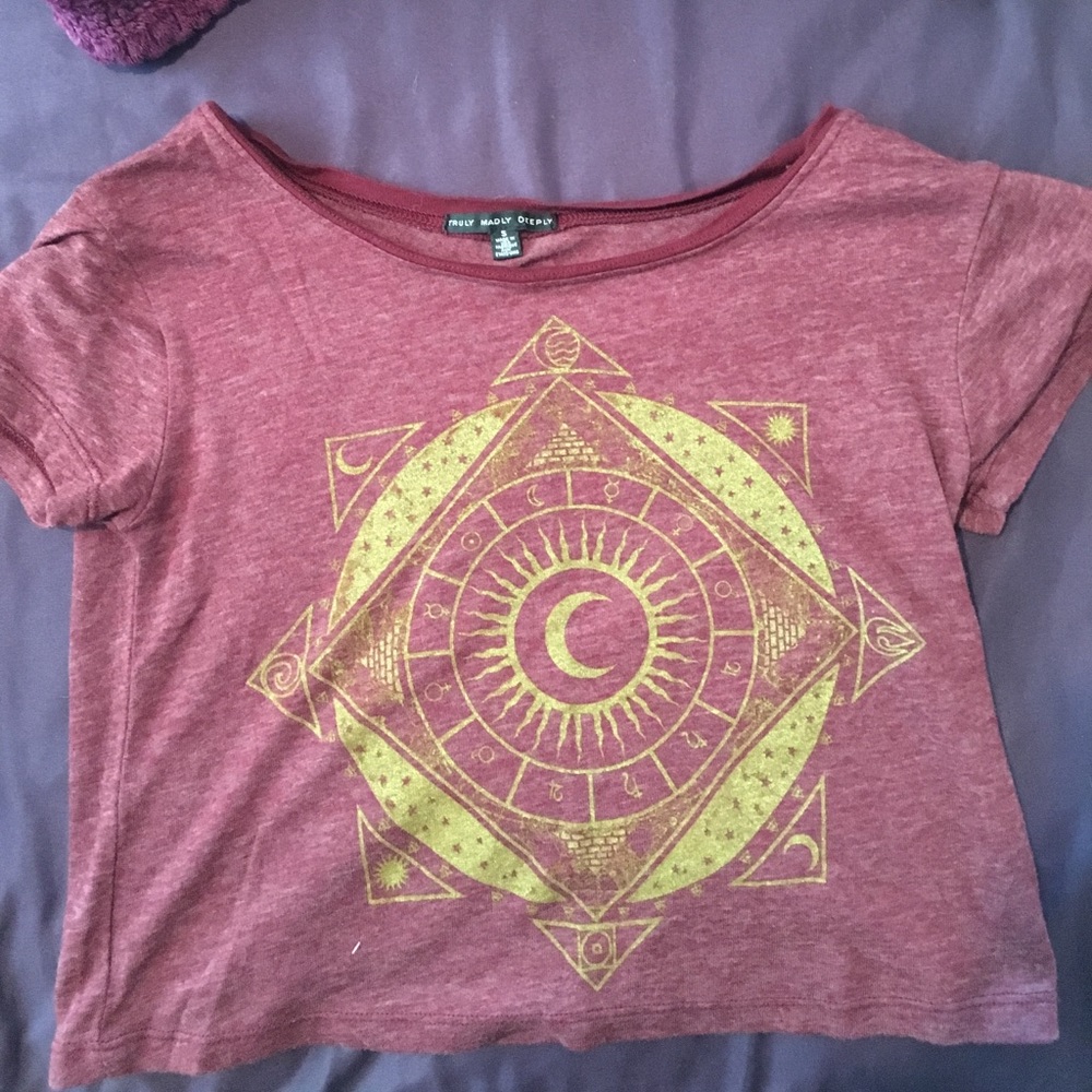 Crop too tee