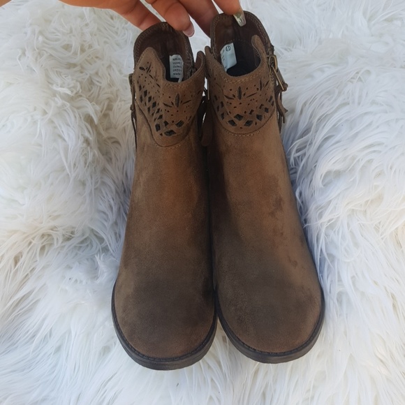 Sold - Picture 4 of 4