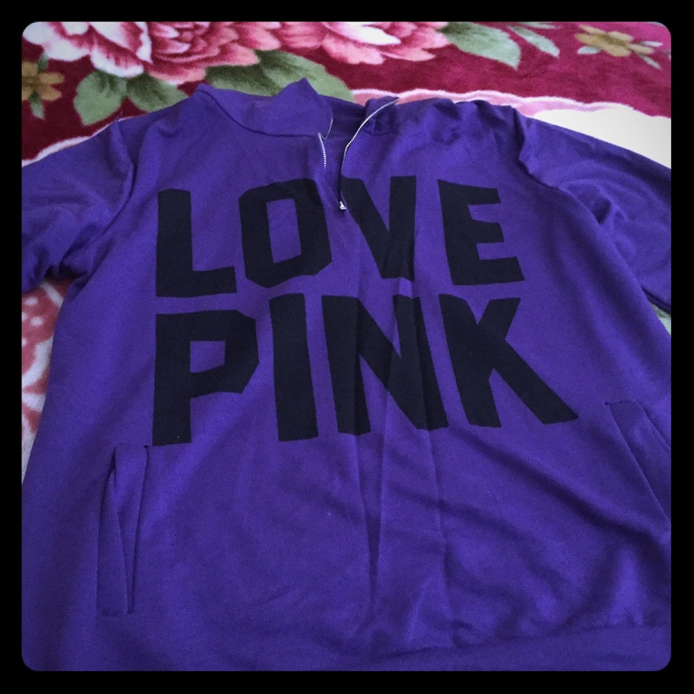 VS sweatshirt/ set of 3 vs sweats size large