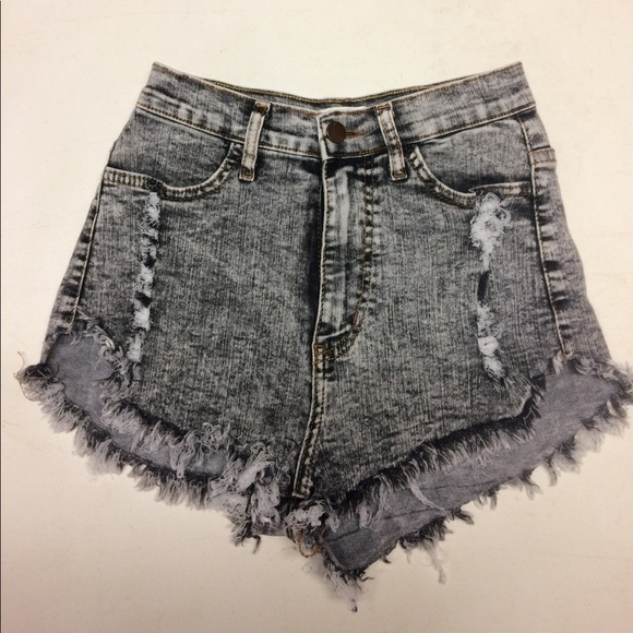 Vibrant M.I.U Pants - Acid wash high waisted distressed denim shorts