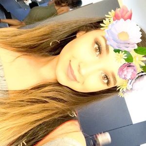 Meet your Posher, Viridiana