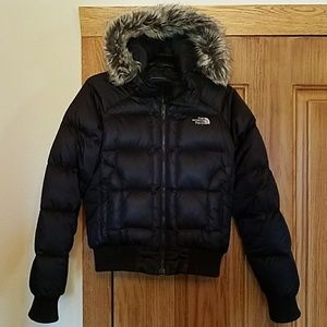 North Face puffer coat-cropped length