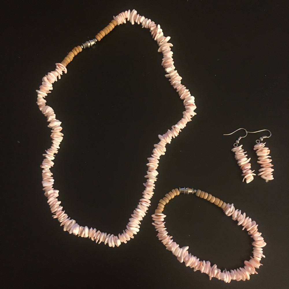 Pink Puka shell necklace set!