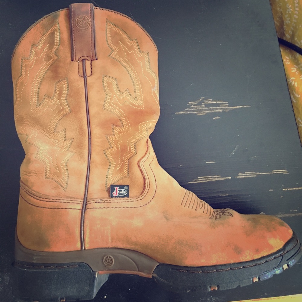 Justin work boots- light brown water proof