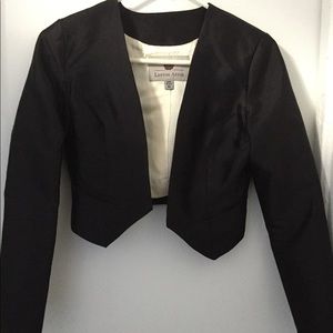 Black cropped tuxedo jacket