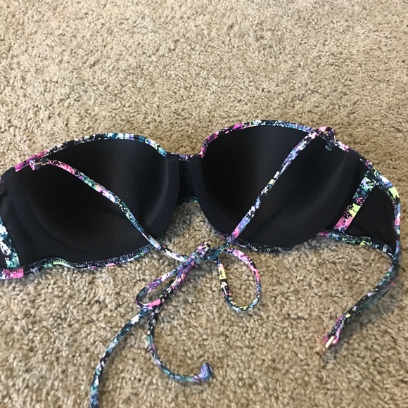 Worn Twice VS Bikini Top - Picture 4 of 4