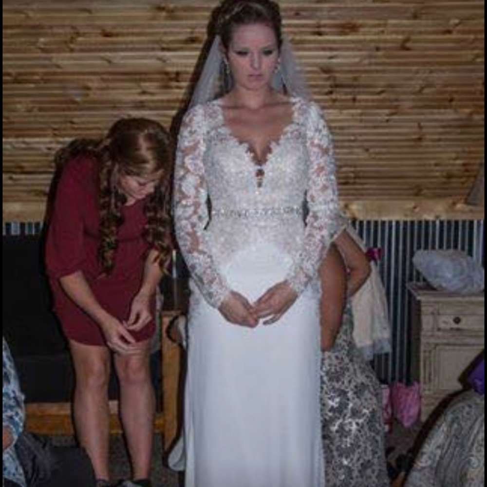 Galina Signature Lace Wedding Dress