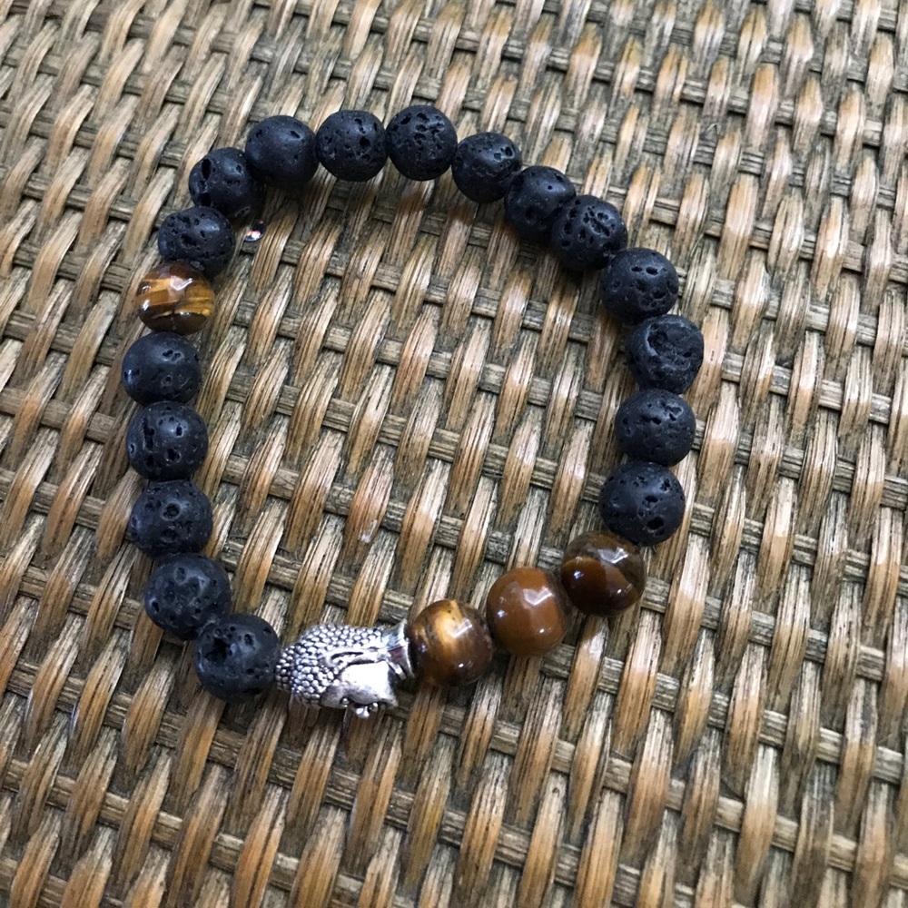 Something strong expandable Buddha bracelet 5/$25