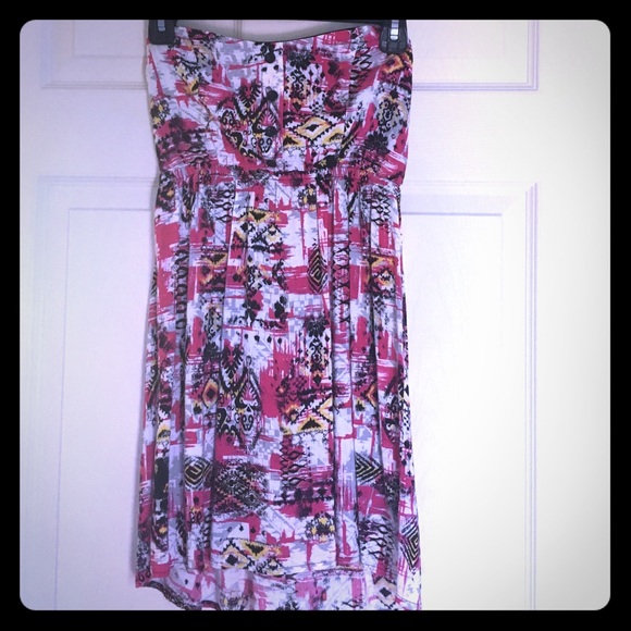 Dress - Picture 1 of 4