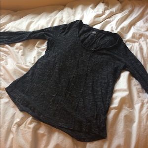 Long sleeve grey and light grey shirt