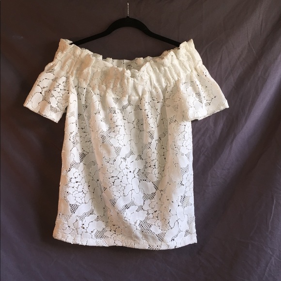 NWT H&M off the shoulder white lace blouse - Picture 2 of 8