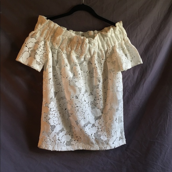 NWT H&M off the shoulder white lace blouse - Picture 6 of 8