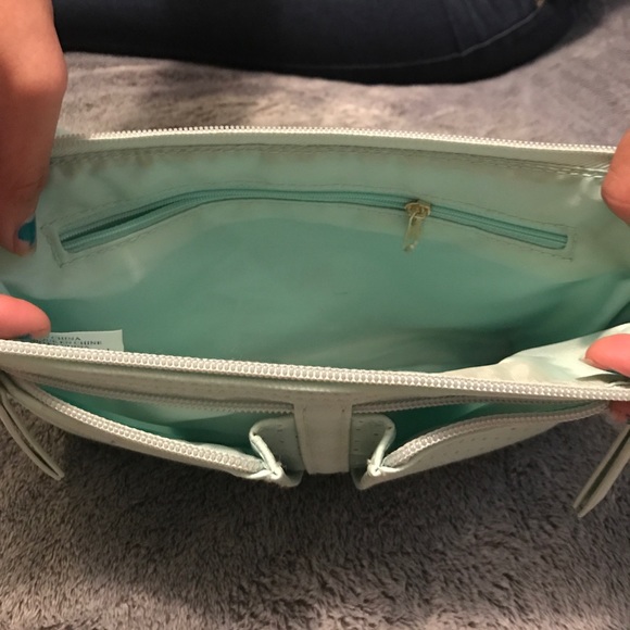 Light blue crossbody purse - Picture 2 of 3