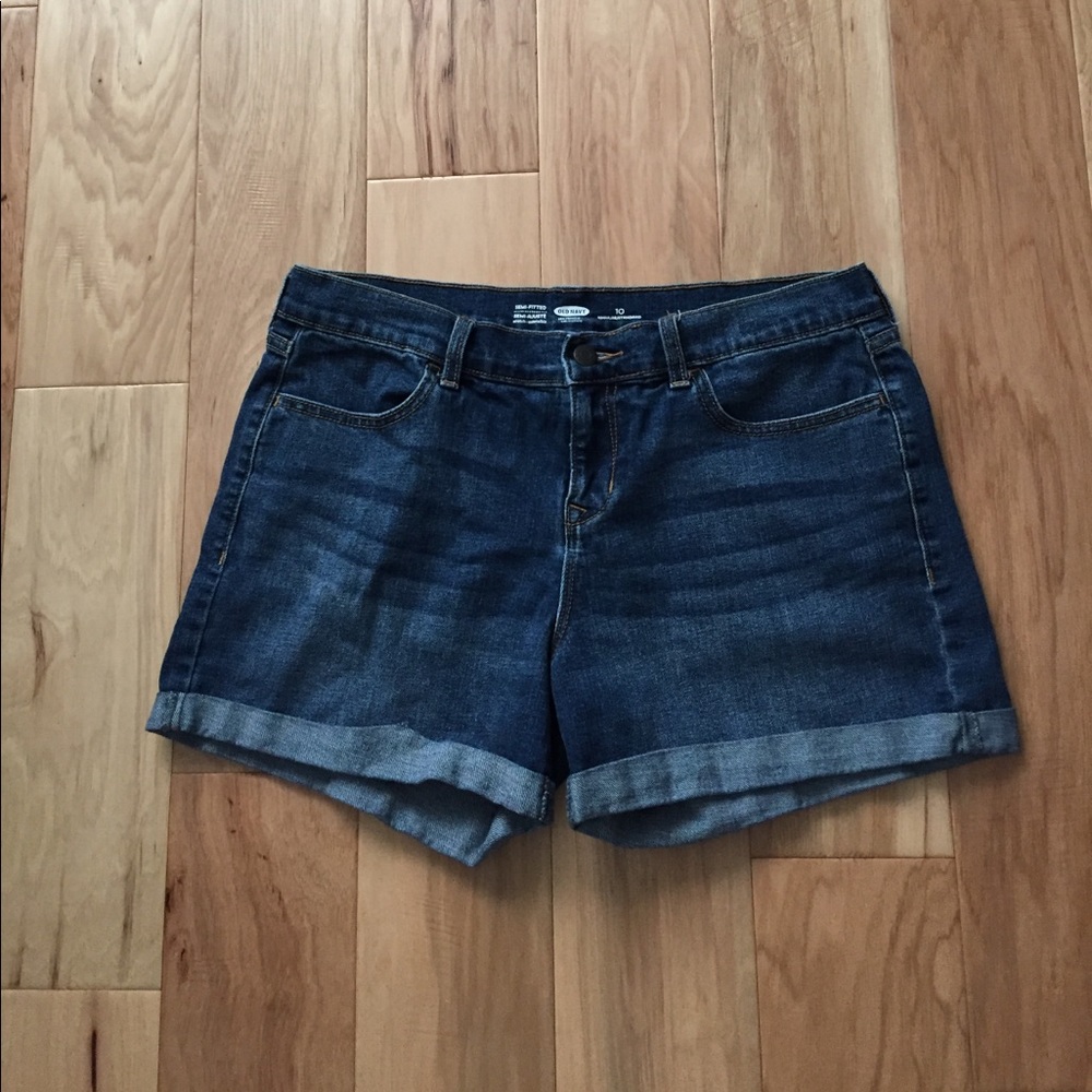 Old Navy semi fitted jeans shorts