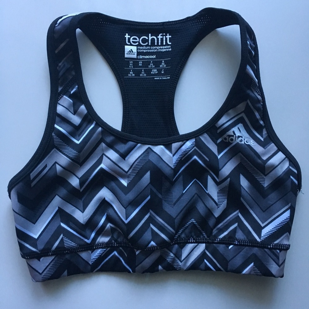 📍📍SOLD📍📍Adidas Chevron Bra Top XS