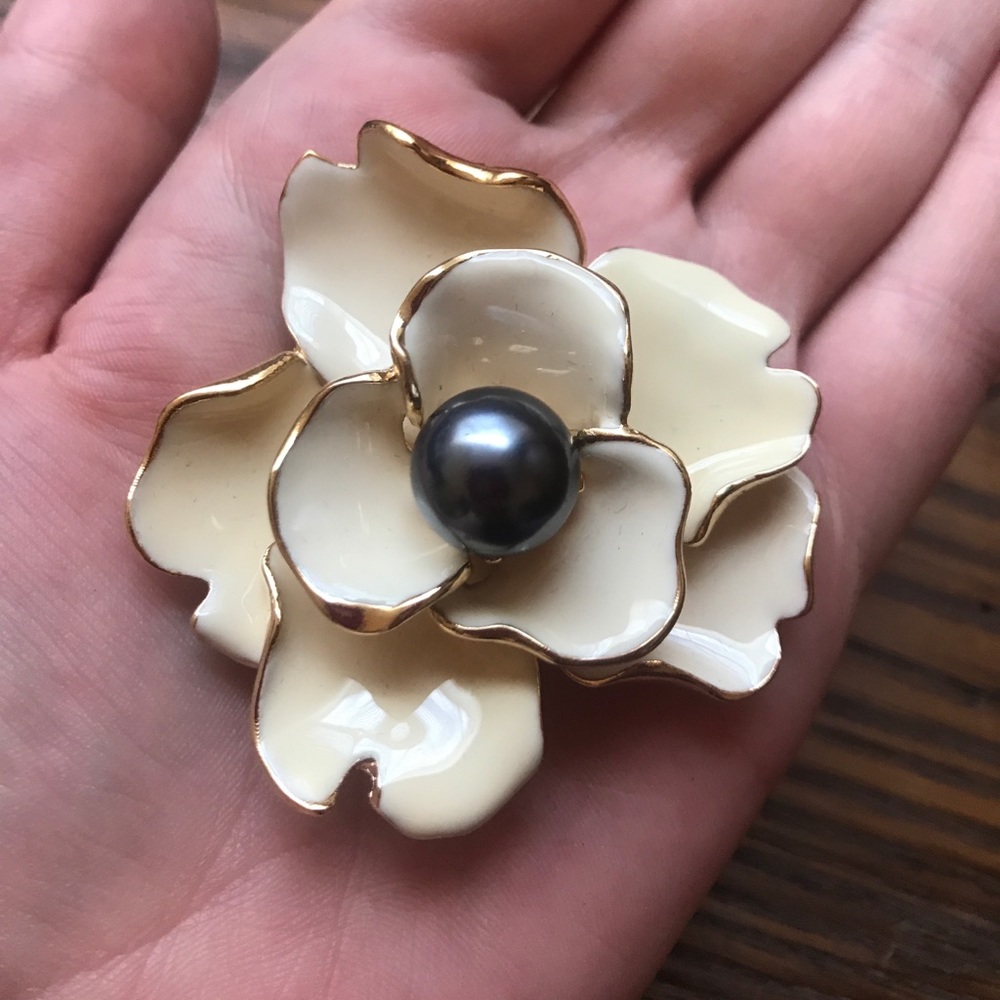 Sale! Flower Pin