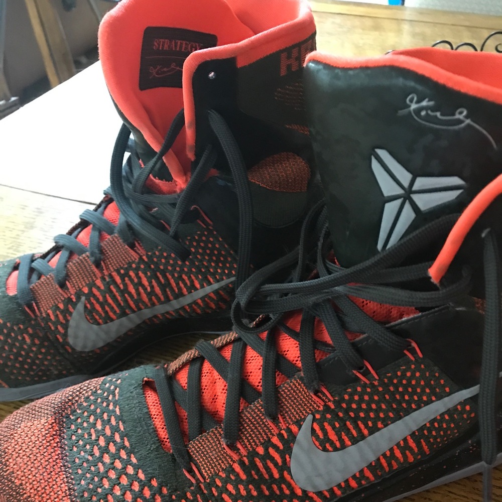 Kobe 9's Nike size 12