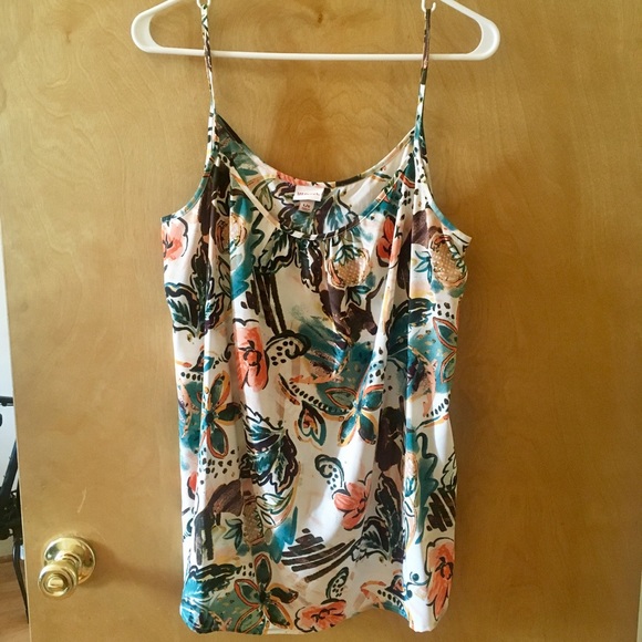 Merona Tops - NWT- beautiful bohemian watercolor print top