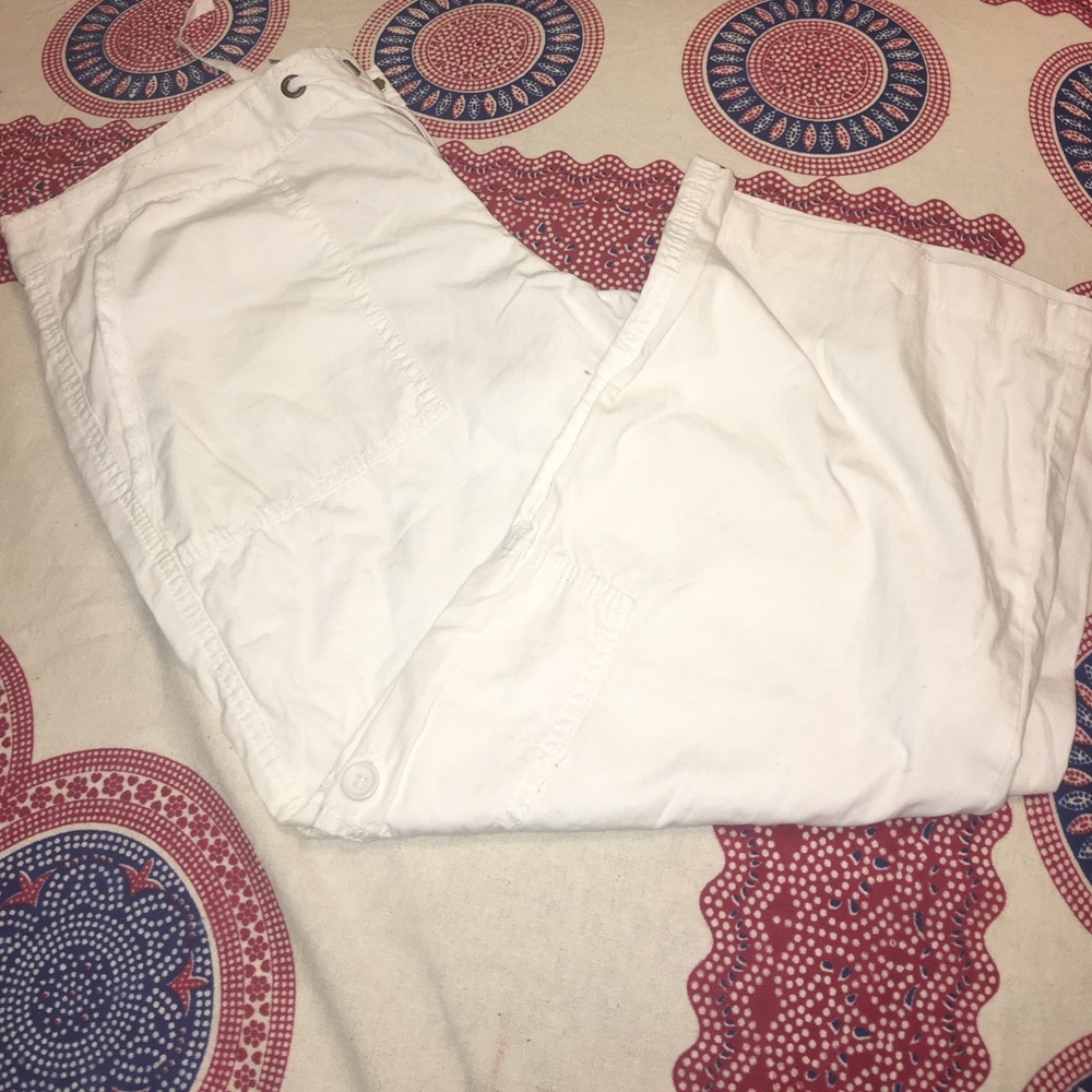 Sale Liz Claiborne  cargo Capri size 12