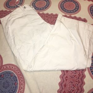 Sale Liz Claiborne  cargo Capri size 12