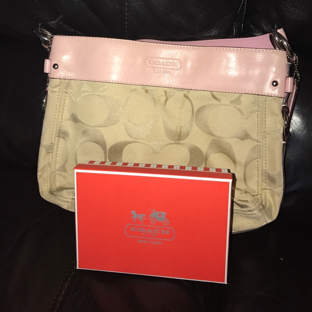 💕COACH, Authentic💕GUC, signature hobo bag